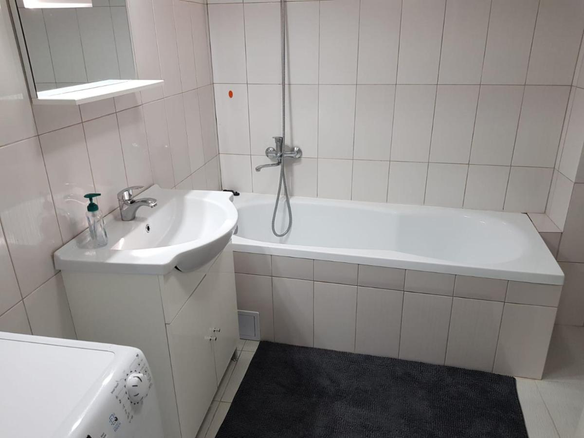 Apartament 8 Central Târgu-Mureş Esterno foto