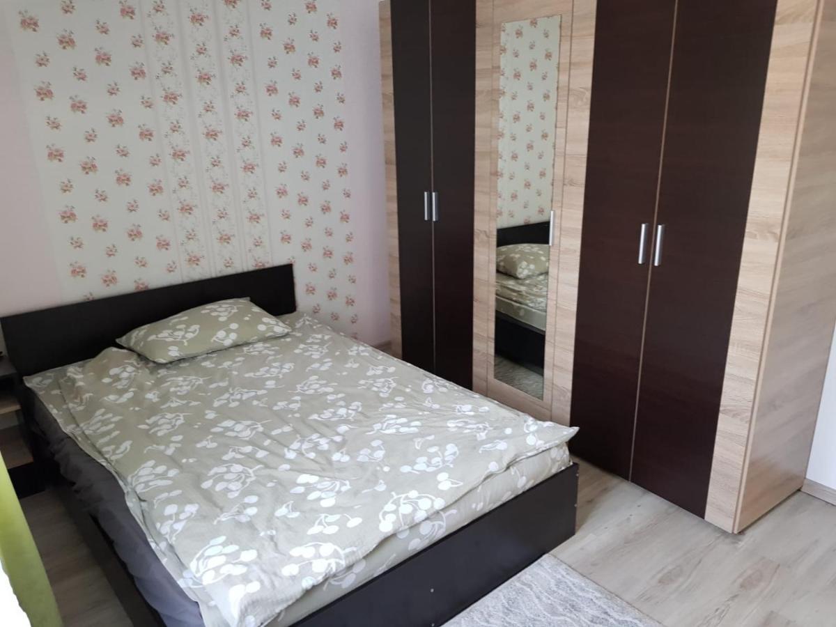 Apartament 8 Central Târgu-Mureş Esterno foto